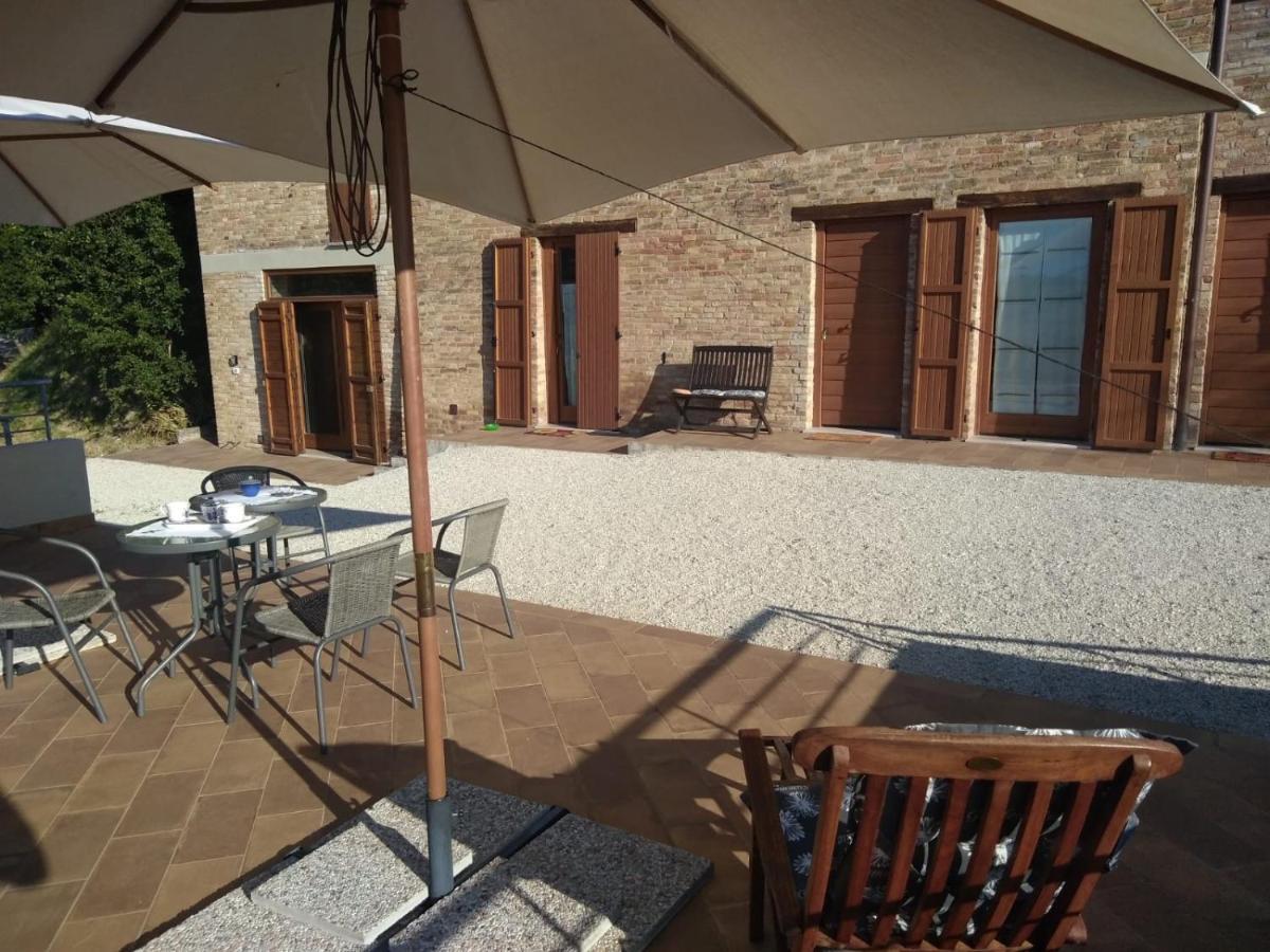 Green B&B Urbino Ca Del Vento Luaran gambar