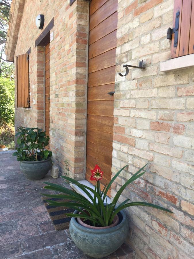 Green B&B Urbino Ca Del Vento Luaran gambar